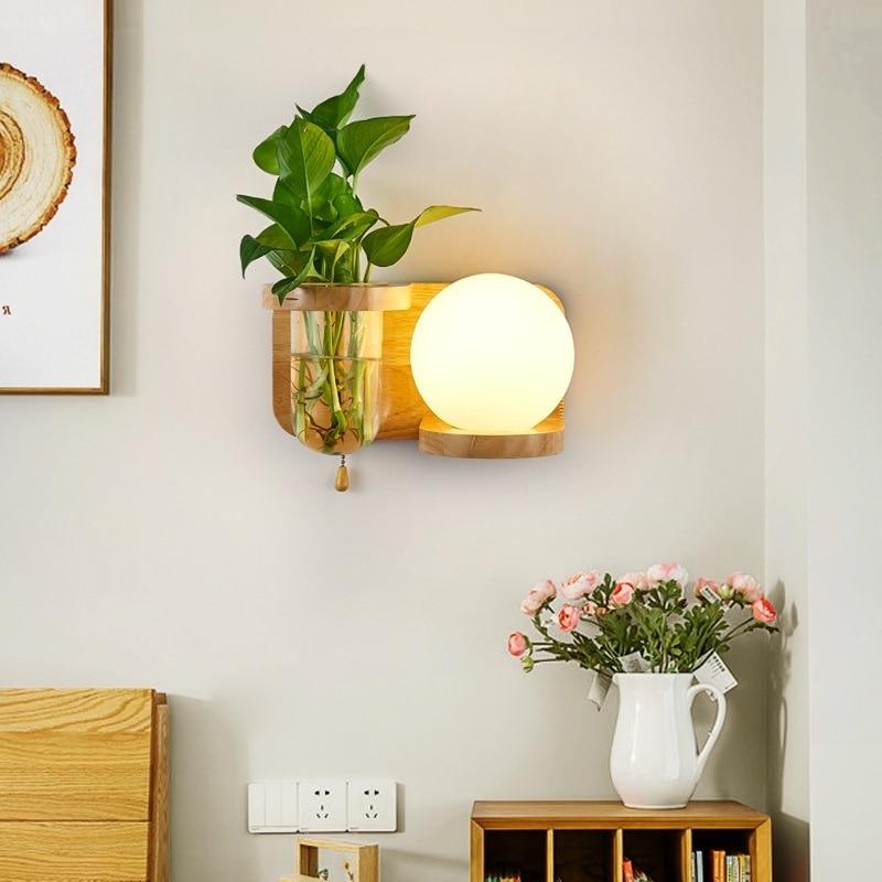 Lyla - LED-Lampe mit Pflanzgefäß & Regal